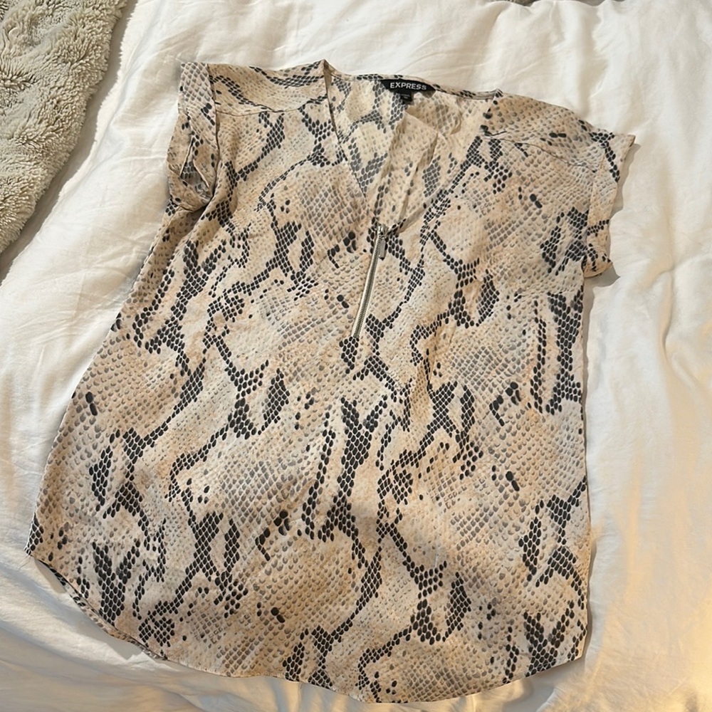 Express Snake Print Top in Beige and Black